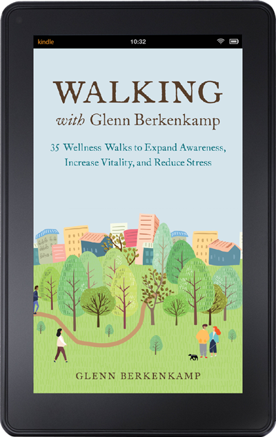 Walking by Glenn Berkenkamp - E-Book cover